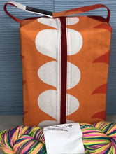 Load image into Gallery viewer, Medium Boxy