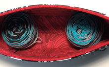 Load image into Gallery viewer, Small Pouch Interior
