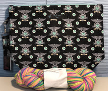 Load image into Gallery viewer, Medium Pouch