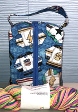 Load image into Gallery viewer, Small Boxy